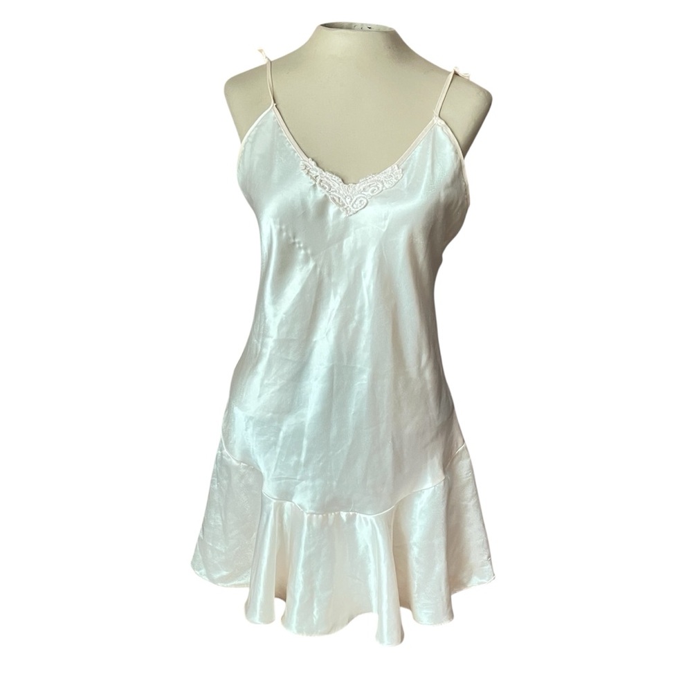 Intimate Affair Vintage Lace Nightgown Intimates Lingerie Satin Chemise Medium